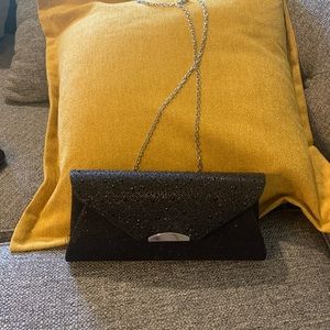 Cocktail clutch